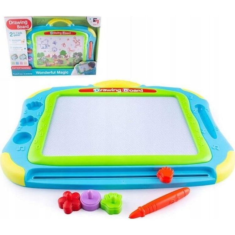 Tootefoto - Lena kadus templitega