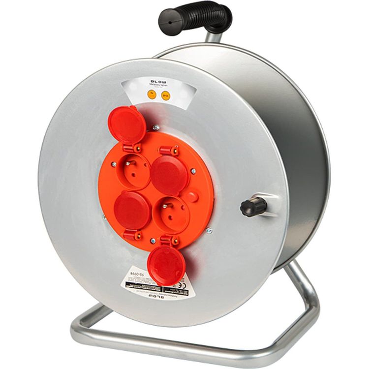 Tootefoto - L k 98-099# Metallist trummel, 4 IP44 pistikupesa