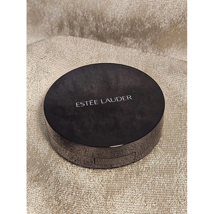 Tootefoto - Estee Lauder Estee Lauder, Set.Blur.Finish t iuslik, kauap siv, kompaktne puuder, s gav, 8 g naistele