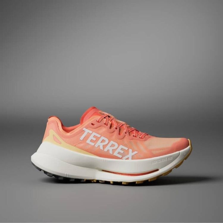 Tootefoto - Women's trail running shoes adidas TERREX Agravic Speed Ultra - amber tint/crystal white/spark