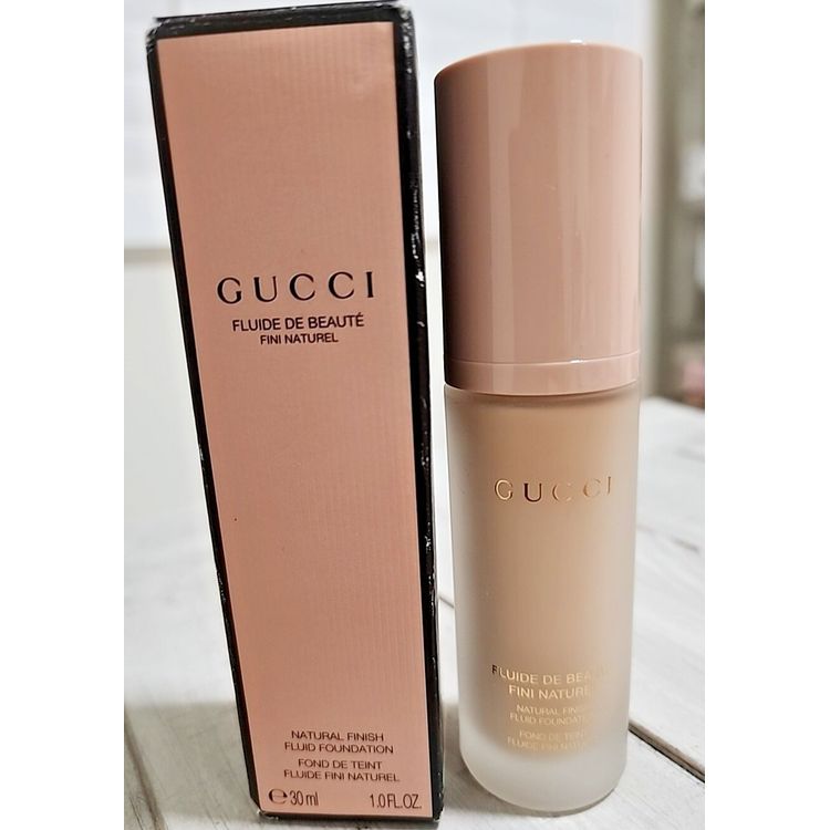 Tootefoto - Gucci Gucci, Fluide De Beaute, naturaalne viimistlus, vedel jumestuskreem, 04, 30 ml naistele
