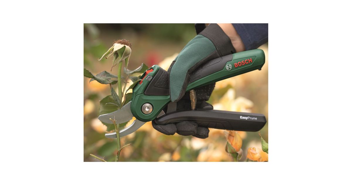 EasyPrune secateurs by Bosch: Manual vs Power Assisted technology 