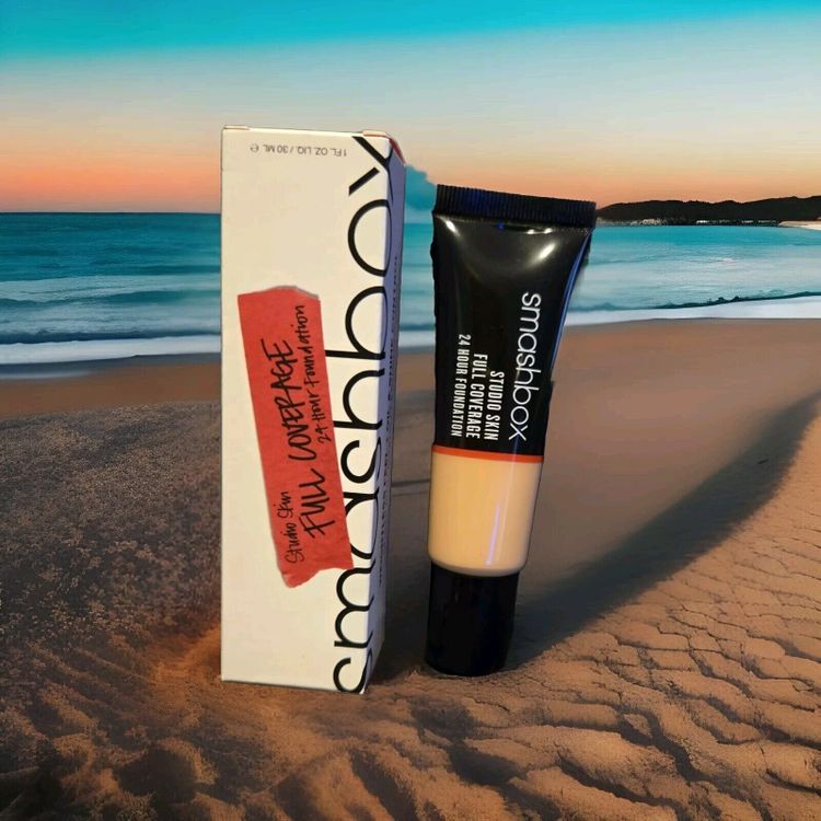 Tootefoto - Smashbox, Studio Skin, k rge kate, vedel jumestuskreem, 2,25, hele-keskmine jahe + vihjeid virsikule, 30 ml naistele