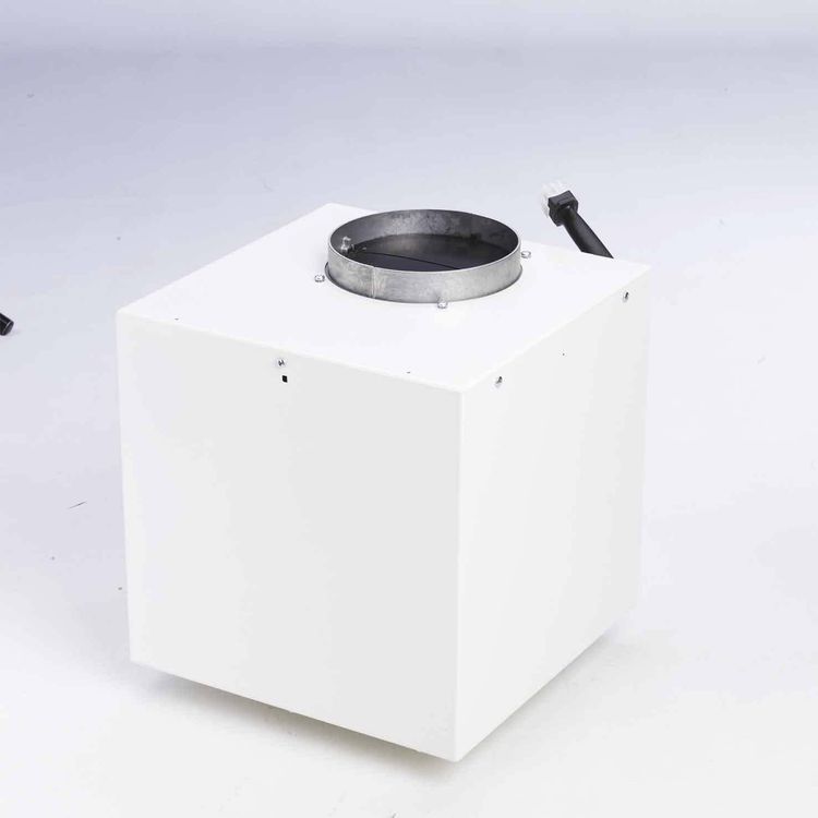 Tootefoto - EICO AMT 10-2 - mootori udenfor motorhjelm - Link Distante 120, EicoE22 120, EicoE22 90 Unique Collection EicoE22 120, EicoE22 90 jaoks